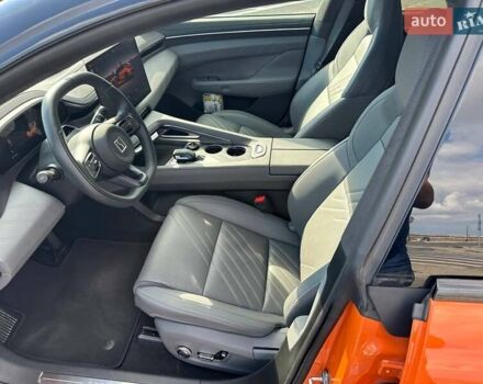 Оранжевый Zeekr 001, объемом двигателя 0 л и пробегом 13 тыс. км за 43900 $, фото 9 на Automoto.ua