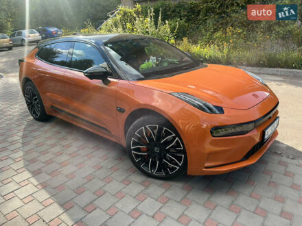 Zeekr 001 2023 в Нежине на Automoto.ua Оранжевый Zeekr 001, объемом двигателя 0 л и пробегом 10 тыс. км за 40000 $, фото 1 на Automoto.ua