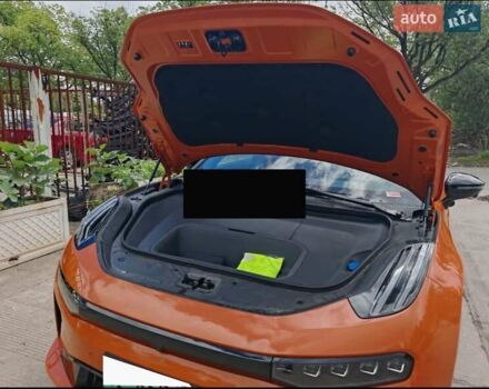 Zeekr 001 2024 в Киеве на Automoto.ua Оранжевый Zeekr 001, объемом двигателя 0 л и пробегом 15 тыс. км за 41999 $, фото 1 на Automoto.ua