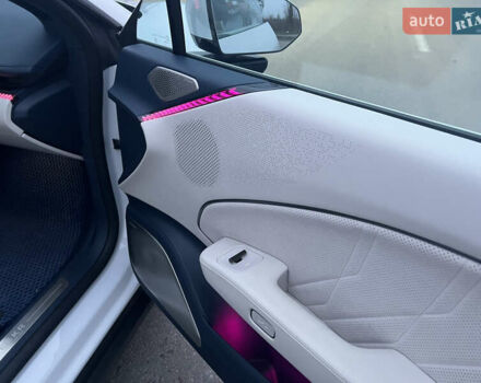 Білий Zeekr 007, об'ємом двигуна 0 л та пробігом 20 тис. км за 38500 $, фото 21 на Automoto.ua