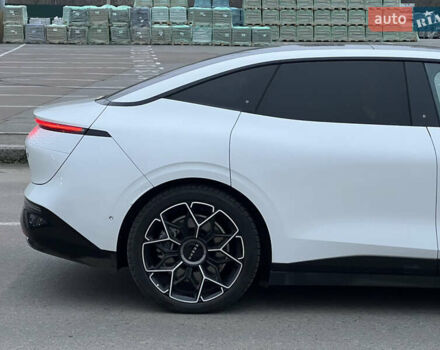 Білий Zeekr 007, об'ємом двигуна 0 л та пробігом 20 тис. км за 38500 $, фото 10 на Automoto.ua