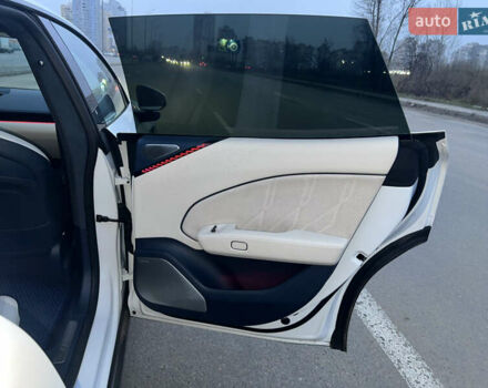 Білий Zeekr 007, об'ємом двигуна 0 л та пробігом 20 тис. км за 38500 $, фото 23 на Automoto.ua