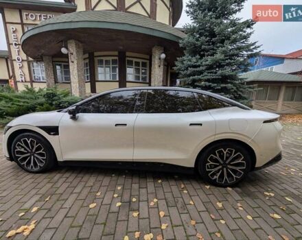 Белый Zeekr 007, объемом двигателя 0 л и пробегом 9 тыс. км за 31500 $, фото 6 на Automoto.ua