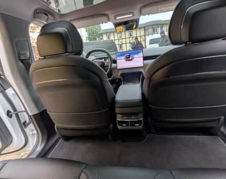 Белый Zeekr 007, объемом двигателя 0 л и пробегом 9 тыс. км за 31500 $, фото 12 на Automoto.ua