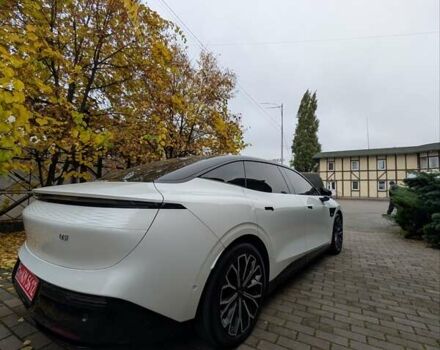 Белый Zeekr 007, объемом двигателя 0 л и пробегом 9 тыс. км за 31500 $, фото 3 на Automoto.ua