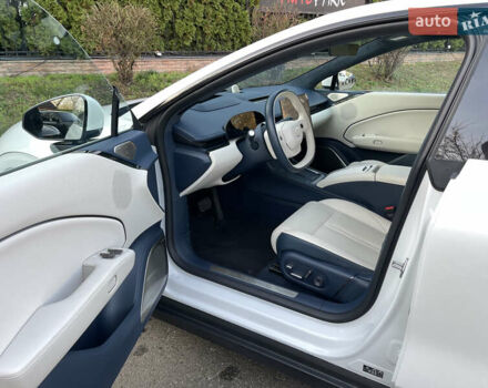 Белый Zeekr 007, объемом двигателя 0 л и пробегом 5 тыс. км за 38300 $, фото 12 на Automoto.ua