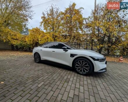 Белый Zeekr 007, объемом двигателя 0 л и пробегом 9 тыс. км за 31500 $, фото 10 на Automoto.ua