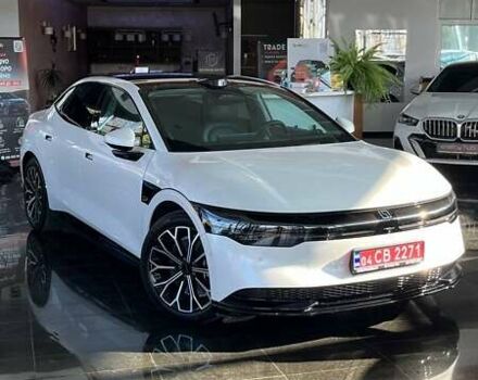 Zeekr 007 2024 в Днепре (Днепропетровске) на Automoto.ua Белый Zeekr 007, объемом двигателя 0 л и пробегом 7 тыс. км за 34000 $, фото 1 на Automoto.ua