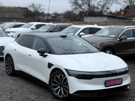 Білий Zeekr 007, об'ємом двигуна 0 л та пробігом 7 тис. км за 33800 $, фото 1 на Automoto.ua