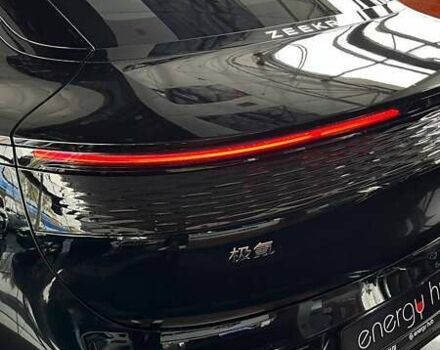 Черный Zeekr 007, объемом двигателя 0 л и пробегом 4 тыс. км за 34000 $, фото 13 на Automoto.ua