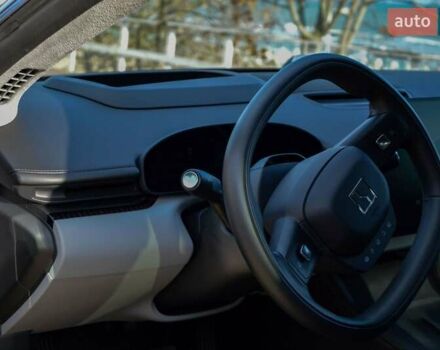 Чорний Zeekr 007, об'ємом двигуна 0 л та пробігом 7 тис. км за 34400 $, фото 6 на Automoto.ua