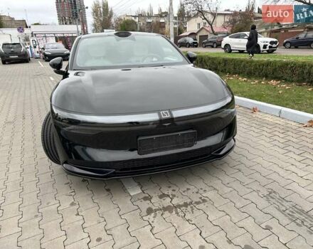Черный Zeekr 007, объемом двигателя 0 л и пробегом 6 тыс. км за 33900 $, фото 8 на Automoto.ua