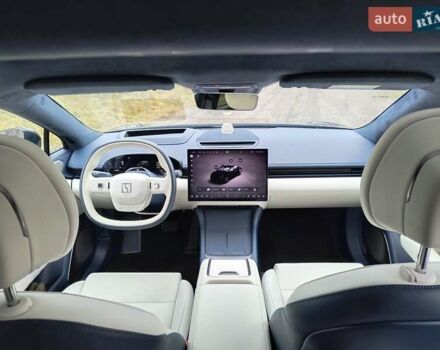 Черный Zeekr 007, объемом двигателя 0 л и пробегом 6 тыс. км за 33300 $, фото 31 на Automoto.ua