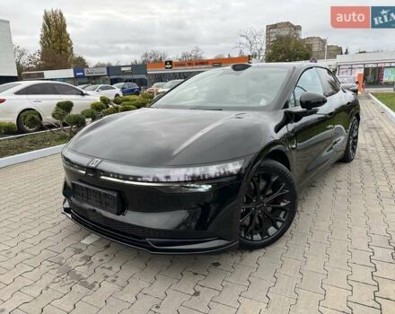 Черный Zeekr 007, объемом двигателя 0 л и пробегом 6 тыс. км за 33900 $, фото 3 на Automoto.ua