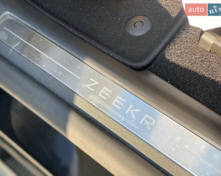 Черный Zeekr 007, объемом двигателя 0 л и пробегом 1 тыс. км за 32000 $, фото 11 на Automoto.ua