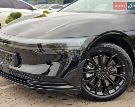 Черный Zeekr 007, объемом двигателя 0 л и пробегом 6 тыс. км за 33900 $, фото 4 на Automoto.ua