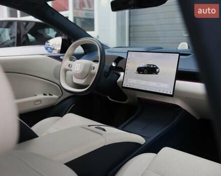 Черный Zeekr 007, объемом двигателя 0 л и пробегом 12 тыс. км за 33900 $, фото 15 на Automoto.ua