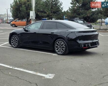 Черный Zeekr 007, объемом двигателя 0 л и пробегом 5 тыс. км за 33999 $, фото 4 на Automoto.ua