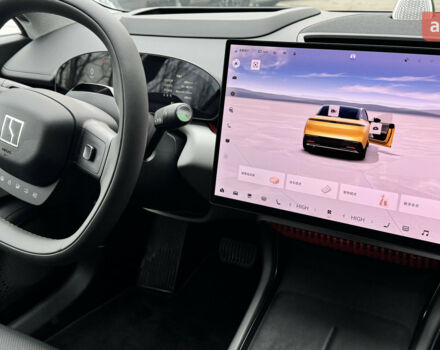 Zeekr 007, объемом двигателя 0 л и пробегом 0 тыс. км за 31999 $, фото 16 на Automoto.ua