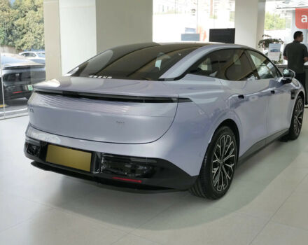 Zeekr 007, об'ємом двигуна 0 л та пробігом 0 тис. км за 31999 $, фото 9 на Automoto.ua