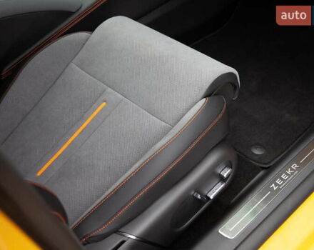 Zeekr 007 2024 в Киеве на Automoto.ua Желтый Zeekr 007, объемом двигателя 0 л и пробегом 8 тыс. км за 39700 $, фото 29 на Automoto.ua