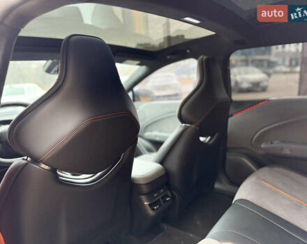 Жовтий Zeekr 007, об'ємом двигуна 0 л та пробігом 11 тис. км за 35000 $, фото 19 на Automoto.ua