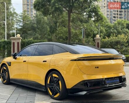 Жовтий Zeekr 007, об'ємом двигуна 0 л та пробігом 11 тис. км за 39999 $, фото 3 на Automoto.ua