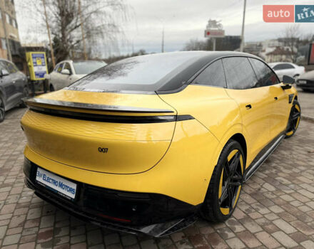 Жовтий Zeekr 007, об'ємом двигуна 0 л та пробігом 11 тис. км за 35000 $, фото 11 на Automoto.ua