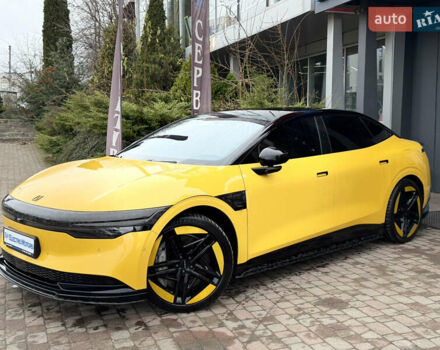 Жовтий Zeekr 007, об'ємом двигуна 0 л та пробігом 11 тис. км за 35000 $, фото 4 на Automoto.ua