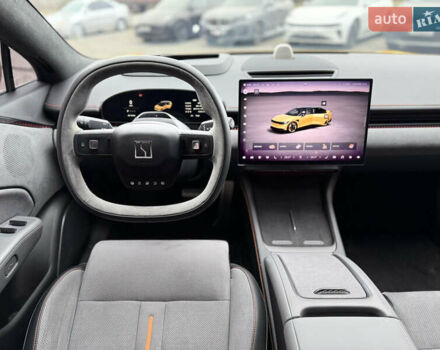 Жовтий Zeekr 007, об'ємом двигуна 0 л та пробігом 11 тис. км за 35000 $, фото 20 на Automoto.ua