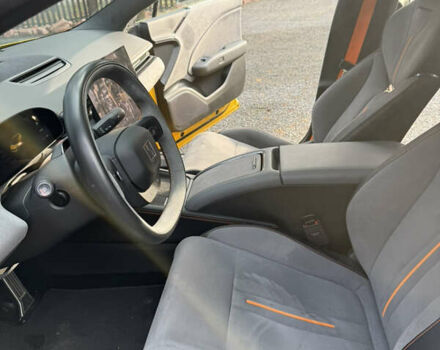 Жовтий Zeekr 007, об'ємом двигуна 0 л та пробігом 10 тис. км за 44500 $, фото 10 на Automoto.ua