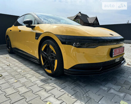 Желтый Zeekr 007, объемом двигателя 0 л и пробегом 1 тыс. км за 42500 $, фото 1 на Automoto.ua