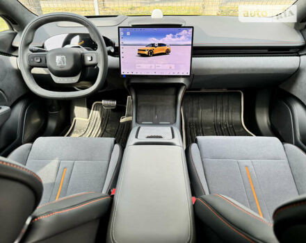 Желтый Zeekr 007, объемом двигателя 0 л и пробегом 1 тыс. км за 42500 $, фото 24 на Automoto.ua
