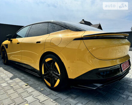 Желтый Zeekr 007, объемом двигателя 0 л и пробегом 1 тыс. км за 42500 $, фото 10 на Automoto.ua
