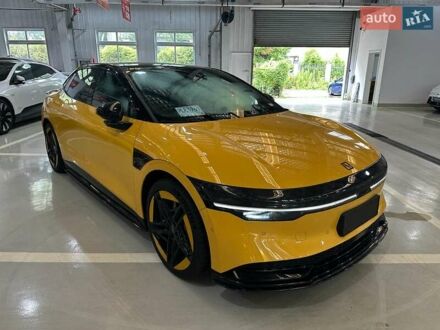 Желтый Zeekr 007, объемом двигателя 0 л и пробегом 4 тыс. км за 34500 $, фото 1 на Automoto.ua