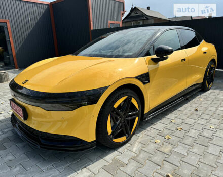 Желтый Zeekr 007, объемом двигателя 0 л и пробегом 1 тыс. км за 42500 $, фото 1 на Automoto.ua