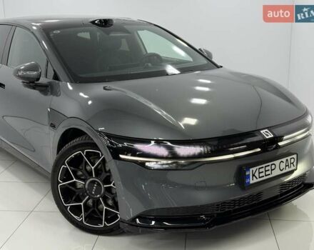 Zeekr 007 2024 в Одессе на Automoto.ua Серый Zeekr 007, объемом двигателя 0 л и пробегом 1 тыс. км за 40500 $, фото 3 на Automoto.ua