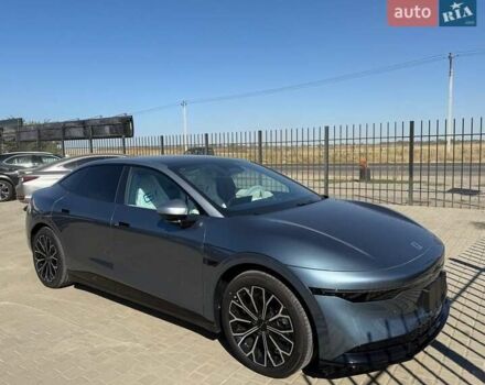 Сірий Zeekr 007, об'ємом двигуна 0 л та пробігом 1 тис. км за 35500 $, фото 1 на Automoto.ua