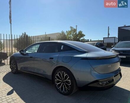 Сірий Zeekr 007, об'ємом двигуна 0 л та пробігом 1 тис. км за 35500 $, фото 3 на Automoto.ua
