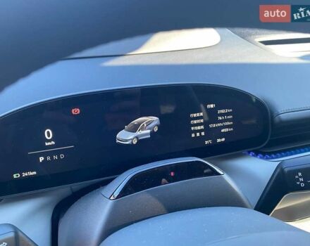 Синий Zeekr 007, объемом двигателя 0 л и пробегом 5 тыс. км за 34600 $, фото 6 на Automoto.ua