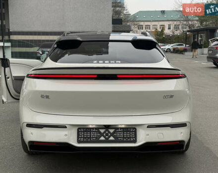 Zeekr 007 GT, объемом двигателя 0 л и пробегом 1 тыс. км за 48850 $, фото 3 на Automoto.ua