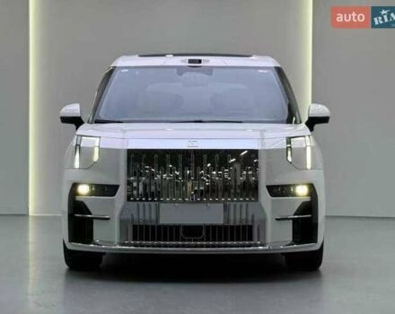 Белый Zeekr 009, объемом двигателя 0 л и пробегом 14 тыс. км за 68700 $, фото 1 на Automoto.ua
