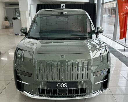 Zeekr 009 2025 года купить новое авто Zeekr 009 2025 года от официального дилера SKM-1 Zeekr фото