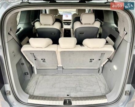 Серый Zeekr 009, объемом двигателя 0 л и пробегом 11 тыс. км за 68999 $, фото 16 на Automoto.ua