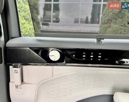 Серый Zeekr 009, объемом двигателя 0 л и пробегом 11 тыс. км за 68999 $, фото 40 на Automoto.ua