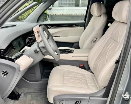 Серый Zeekr 009, объемом двигателя 0 л и пробегом 11 тыс. км за 68999 $, фото 29 на Automoto.ua