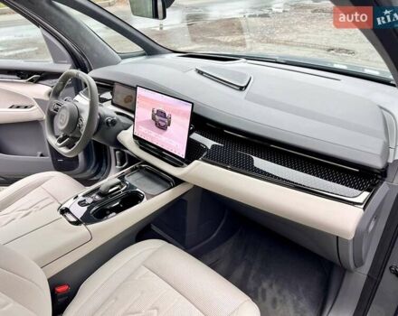 Серый Zeekr 009, объемом двигателя 0 л и пробегом 11 тыс. км за 68999 $, фото 66 на Automoto.ua