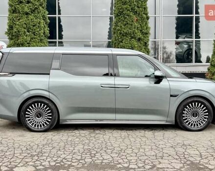 Серый Zeekr 009, объемом двигателя 0 л и пробегом 11 тыс. км за 68999 $, фото 4 на Automoto.ua