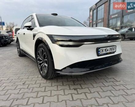 Белый Zeekr 7X, объемом двигателя 0 л и пробегом 10 тыс. км за 43500 $, фото 11 на Automoto.ua