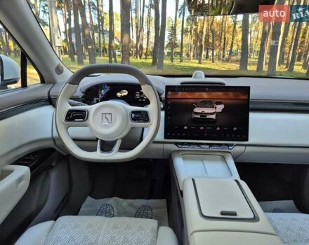 Zeekr 7X 2024 у Броварах на Automoto.ua Білий Zeekr 7X, об'ємом двигуна 0 л та пробігом 3 тис. км за 38500 $, фото 16 на Automoto.ua